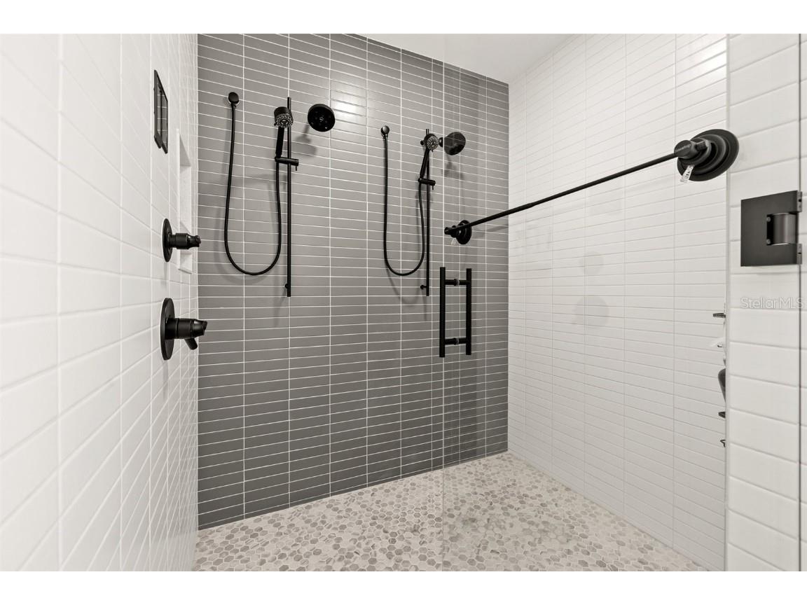 777 3rd Avenue N #806 Saint Petersburg FL 33701 TB8404616 image30