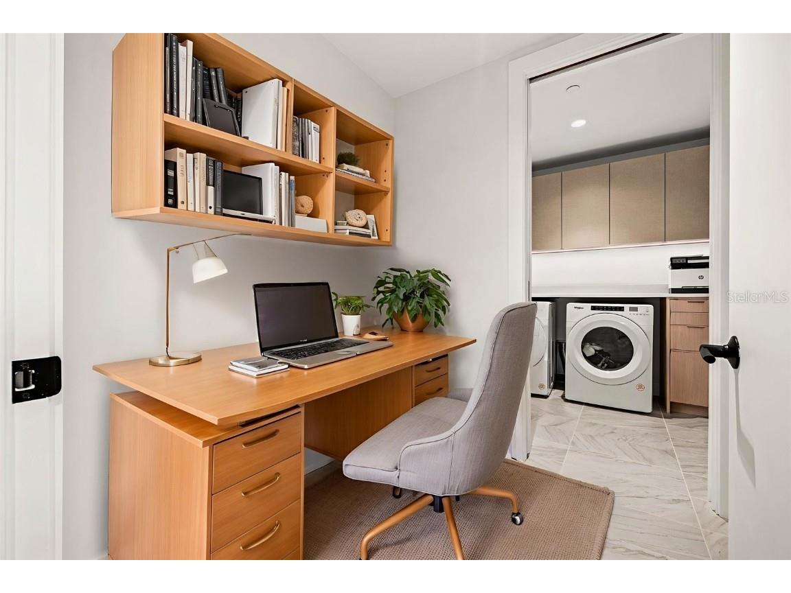 777 3rd Avenue N #806 Saint Petersburg FL 33701 TB8404616 image37