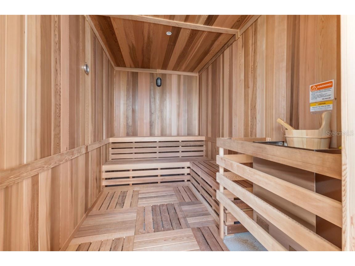 777 3rd Avenue N #806 Saint Petersburg FL 33701 TB8404616 image40