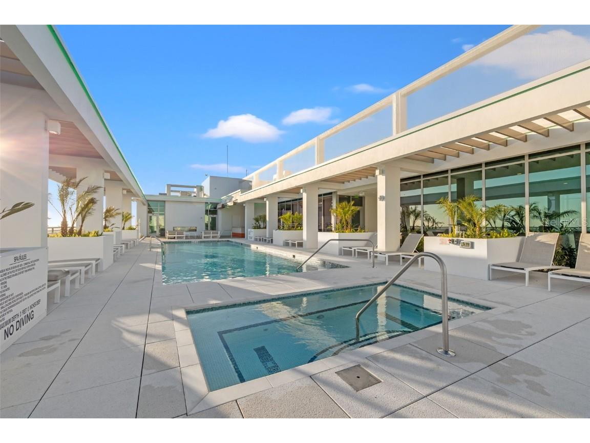 777 3rd Avenue N #806 Saint Petersburg FL 33701 TB8404616 image42