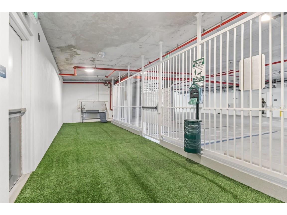 777 3rd Avenue N #806 Saint Petersburg FL 33701 TB8404616 image46