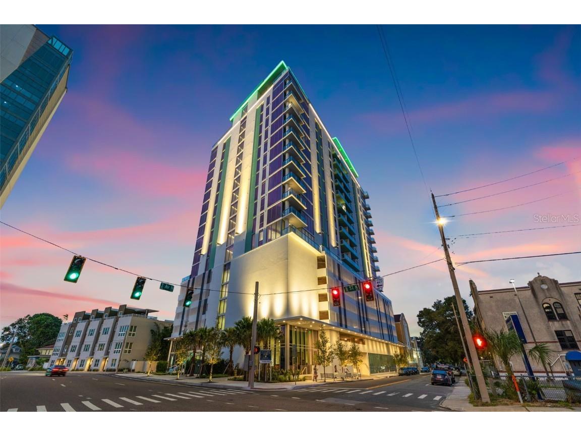 777 3rd Avenue N #806 Saint Petersburg FL 33701 TB8404616 image57