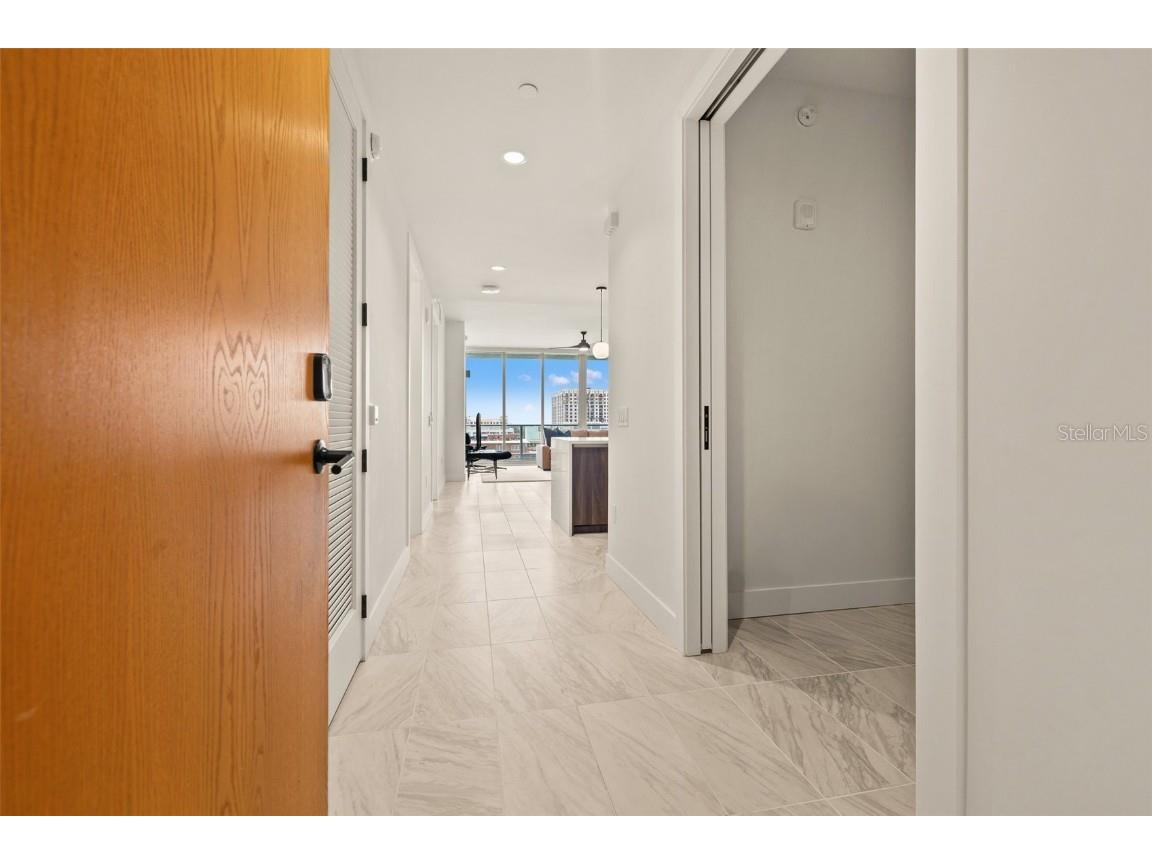 777 3rd Avenue N #806 Saint Petersburg FL 33701 TB8404616 image7