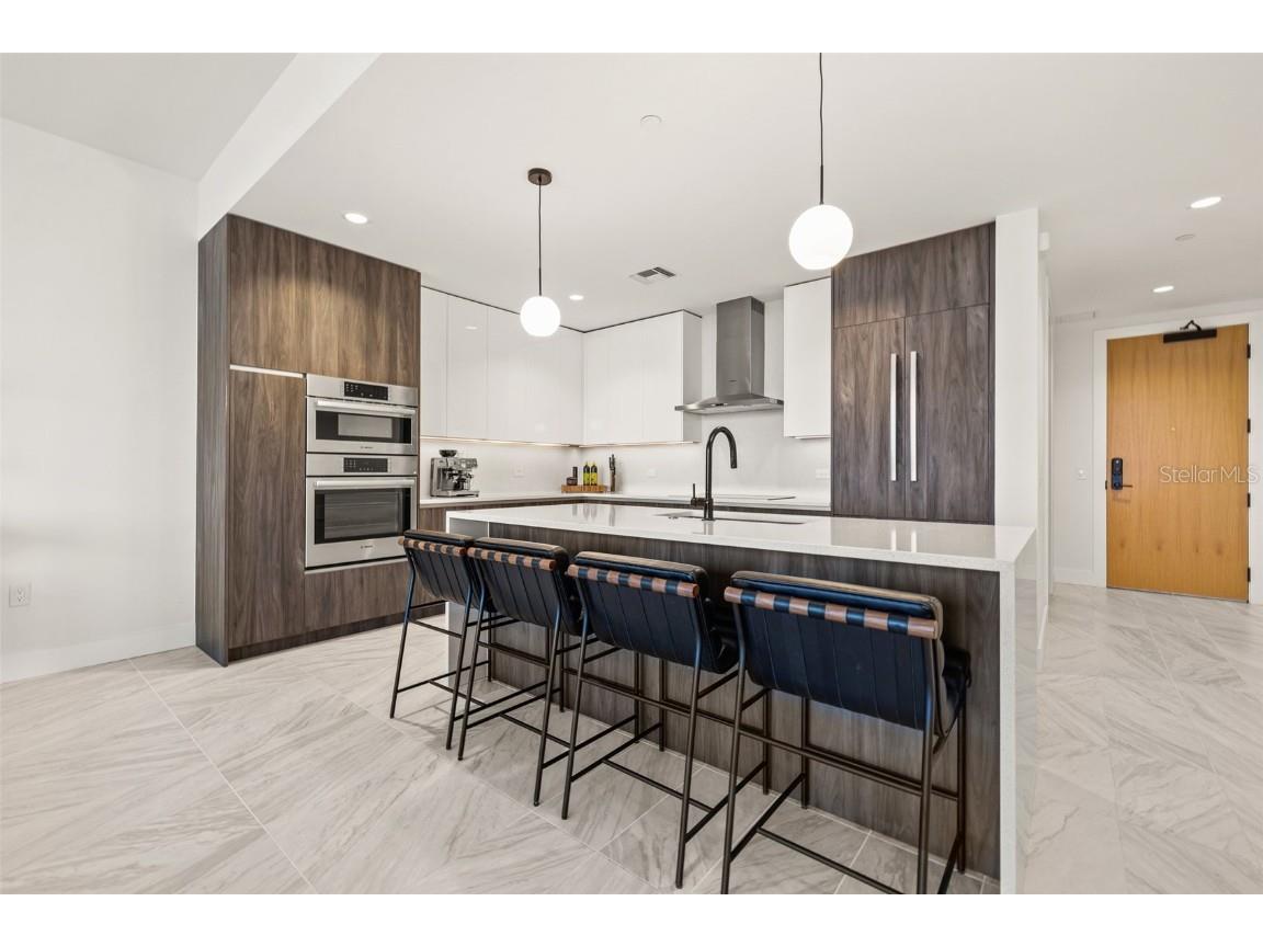 777 3rd Avenue N #806 Saint Petersburg FL 33701 TB8404616 image8