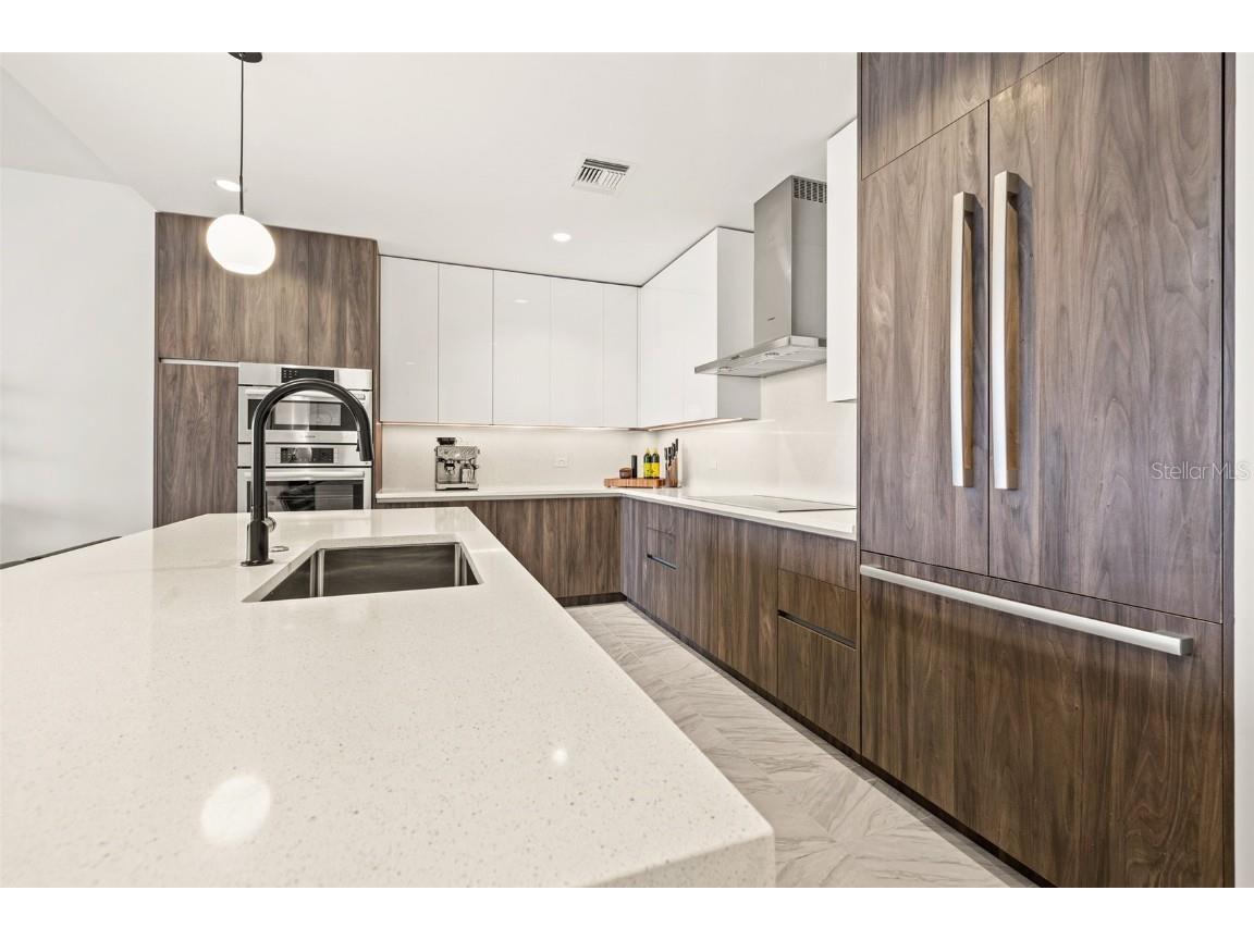 777 3rd Avenue N #806 Saint Petersburg FL 33701 TB8404616 image9