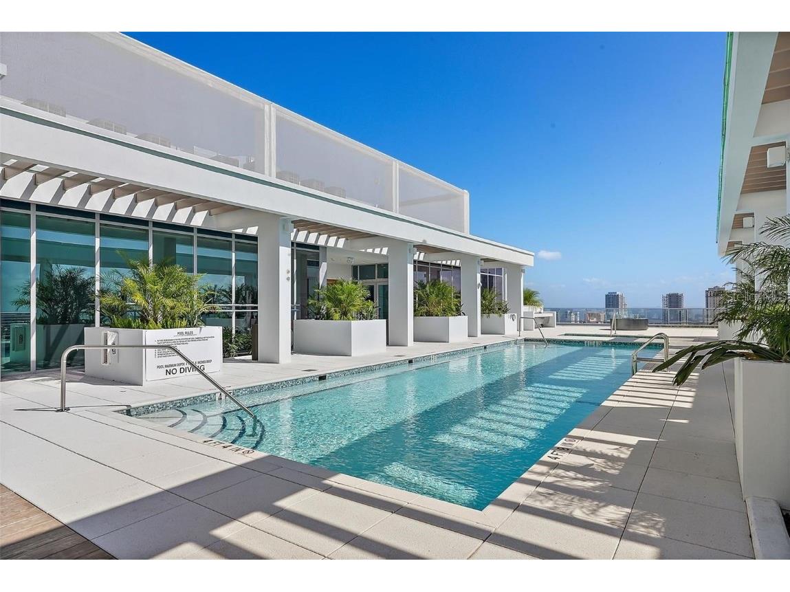 777 3rd Avenue N #905 Saint Petersburg FL 33701 TB8388358 image32