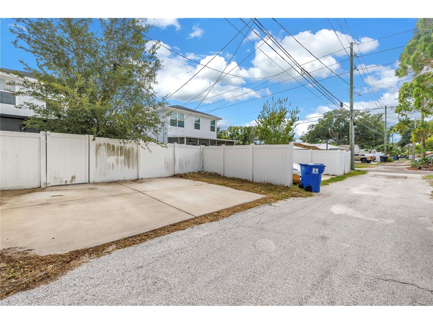 777 52nd Avenue N Saint Petersburg FL 33703 TB8526791 image52