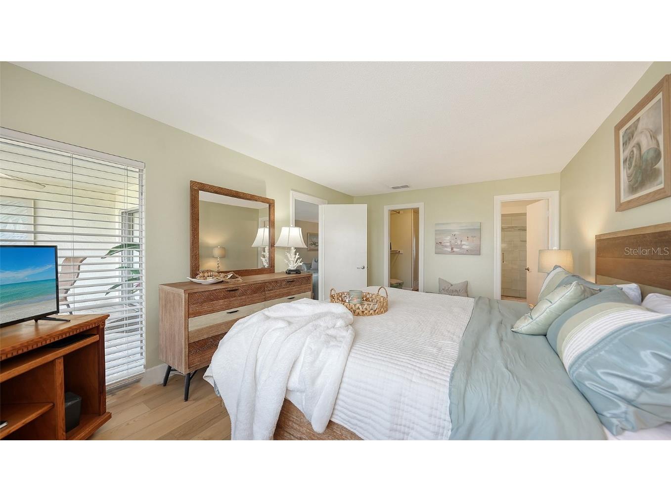 777 Beach Road #1B Sarasota FL 34242 - SIESTA KEY BEACH A4649455 image22