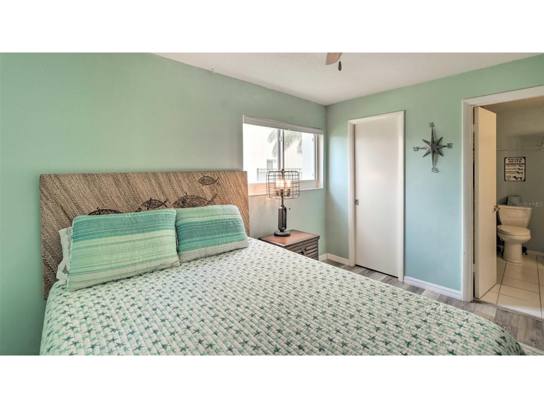 777 Beach Road #1E Sarasota FL 34242 A4670832 image14