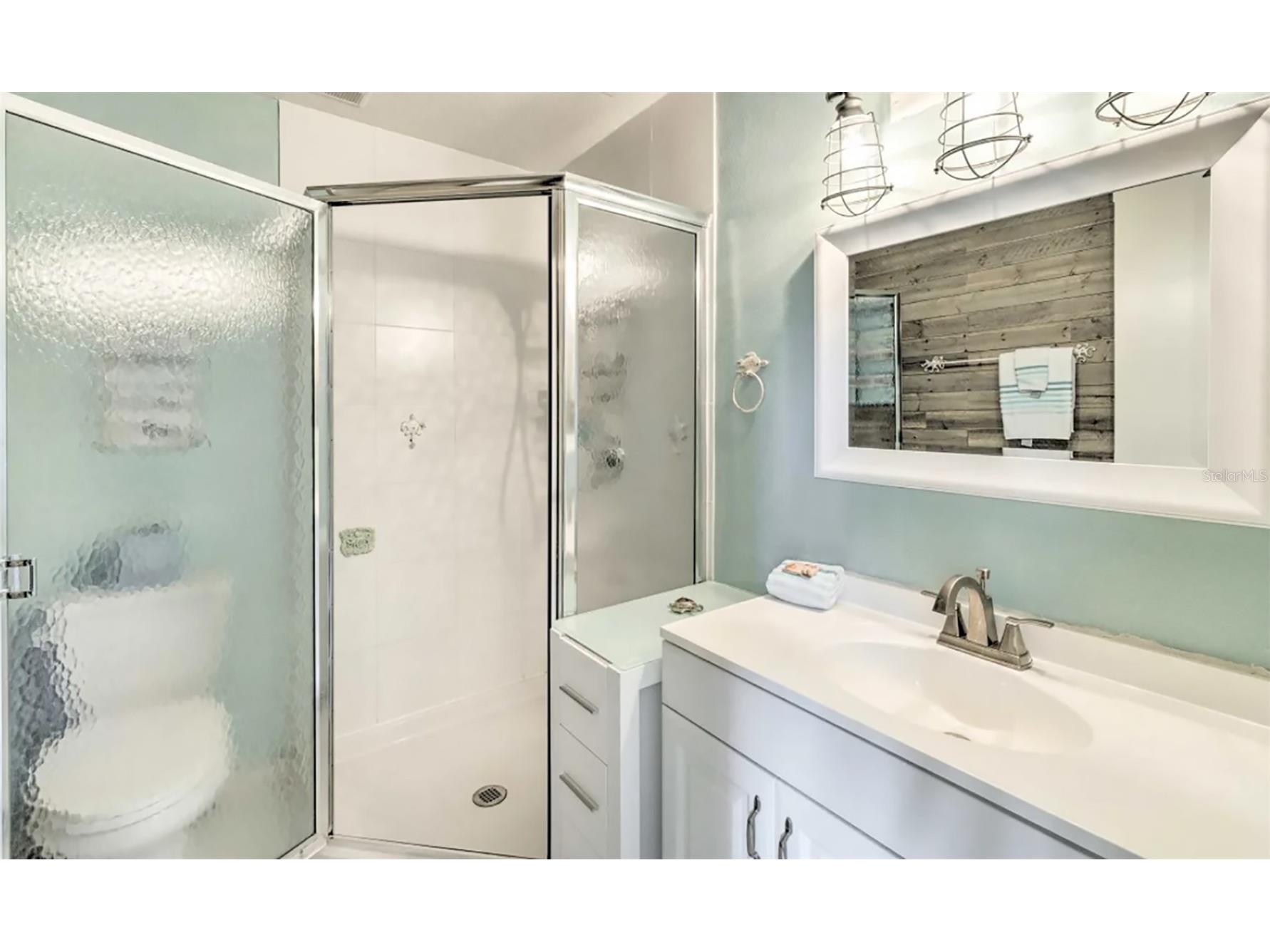 777 Beach Road #1E Sarasota FL 34242 A4670832 image15