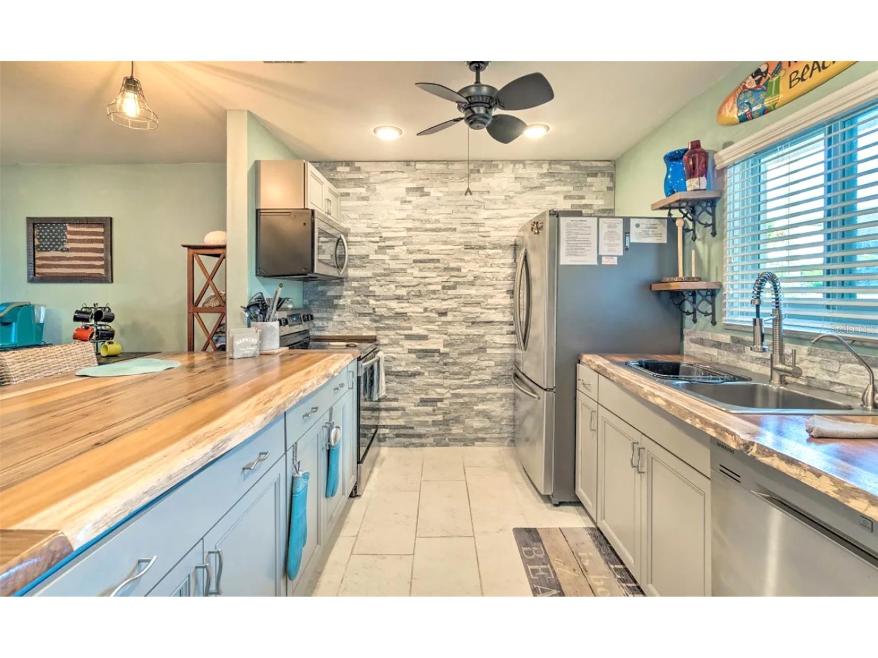 777 Beach Road #1E Sarasota FL 34242 A4670832 image4