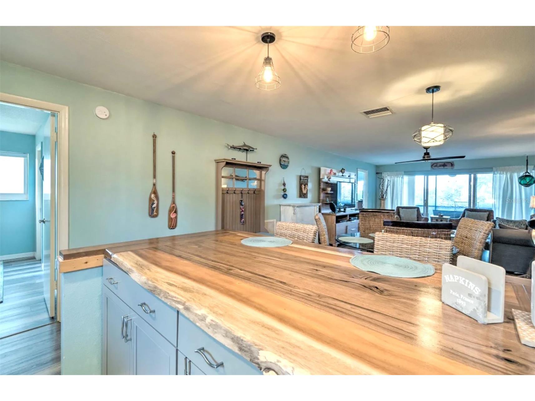 777 Beach Road #1E Sarasota FL 34242 A4670832 image6