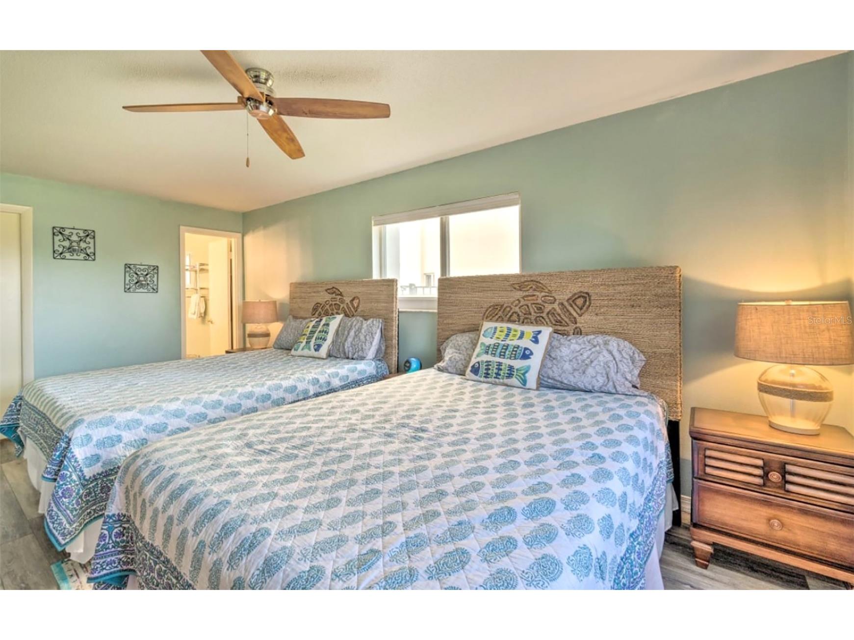 777 Beach Road #1E Sarasota FL 34242 A4670832 image8