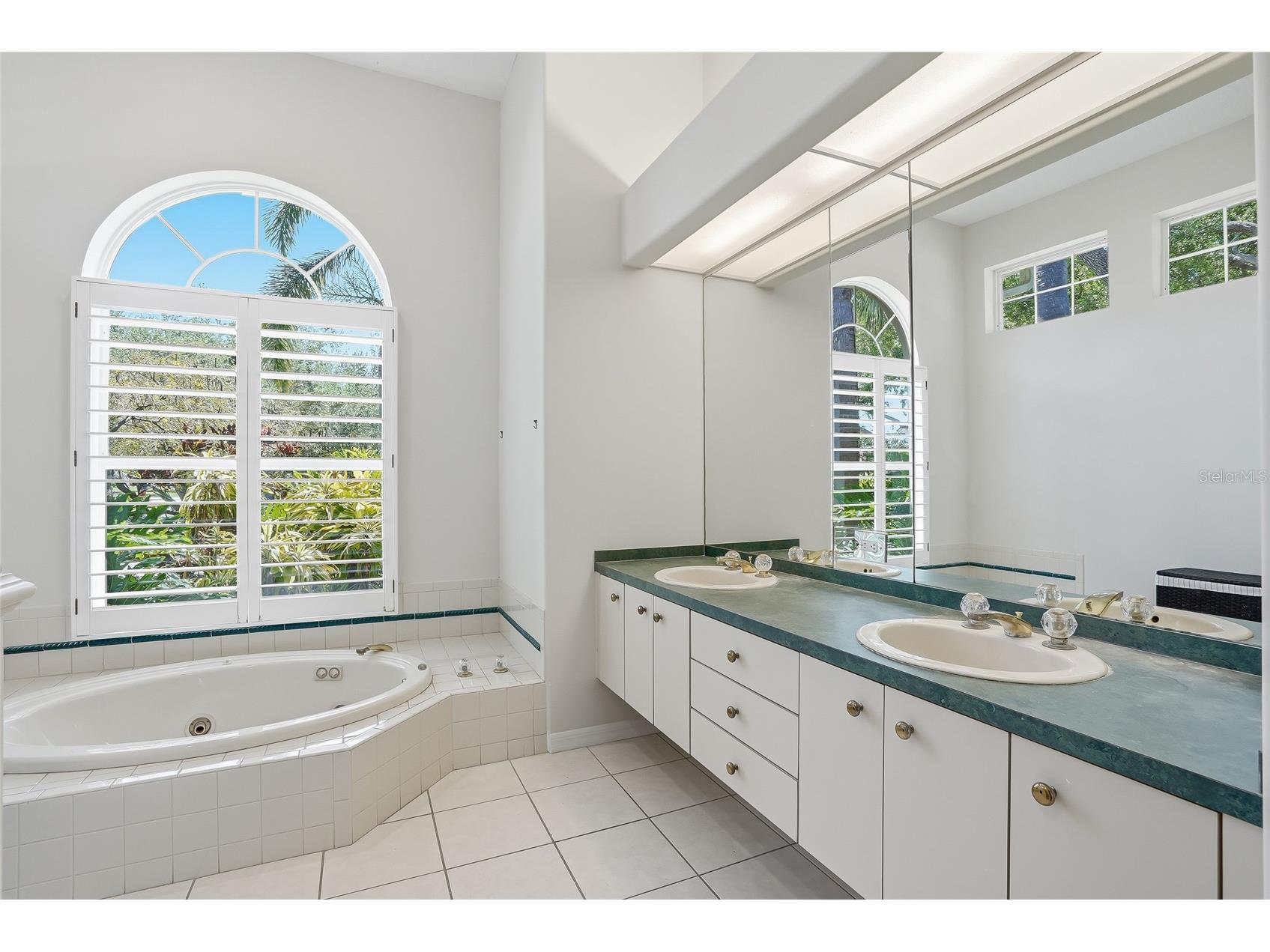 777 Cattail Court NE Saint Petersburg FL 33703 TB8432825 image18