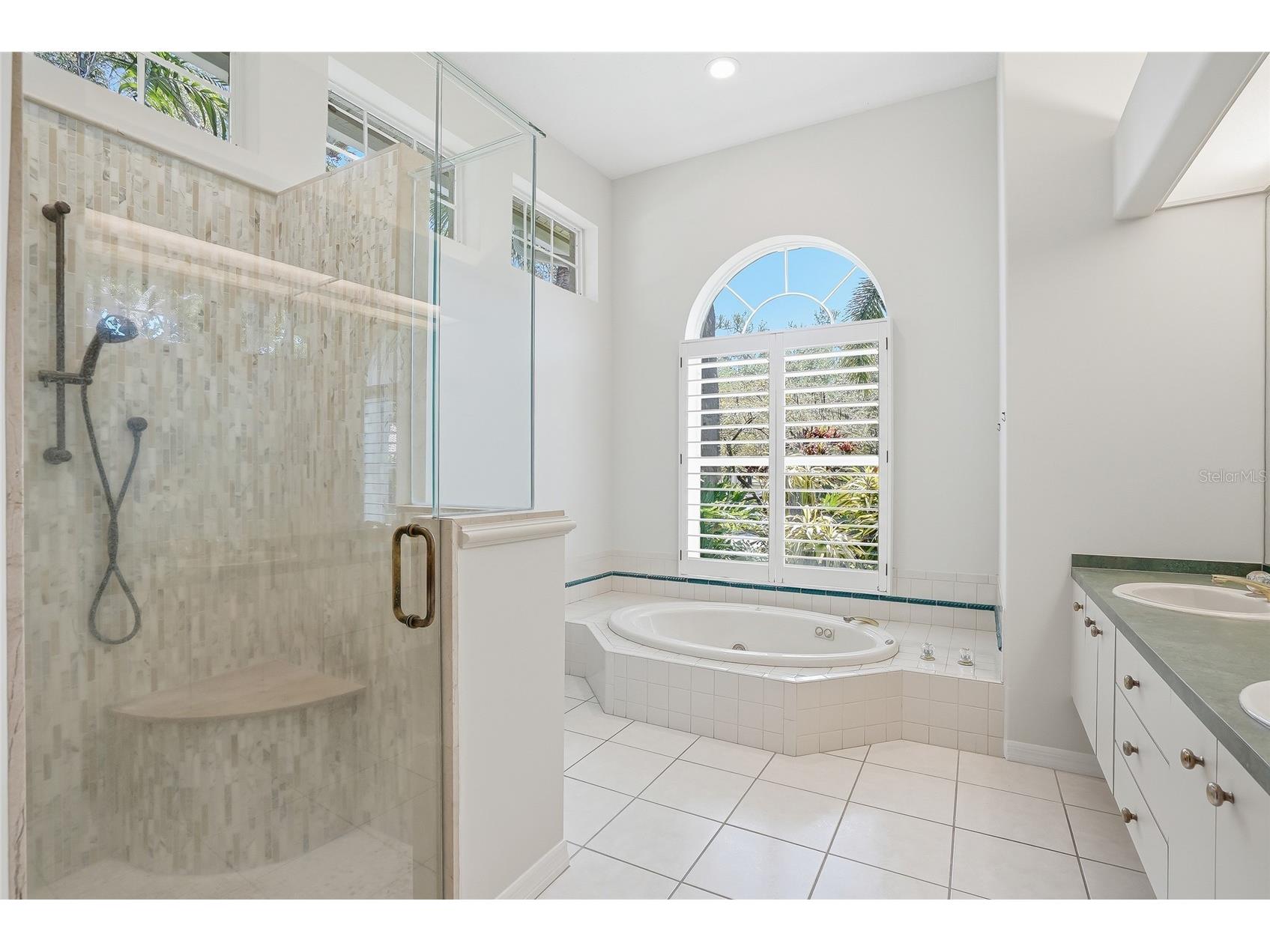 777 Cattail Court NE Saint Petersburg FL 33703 TB8432825 image6