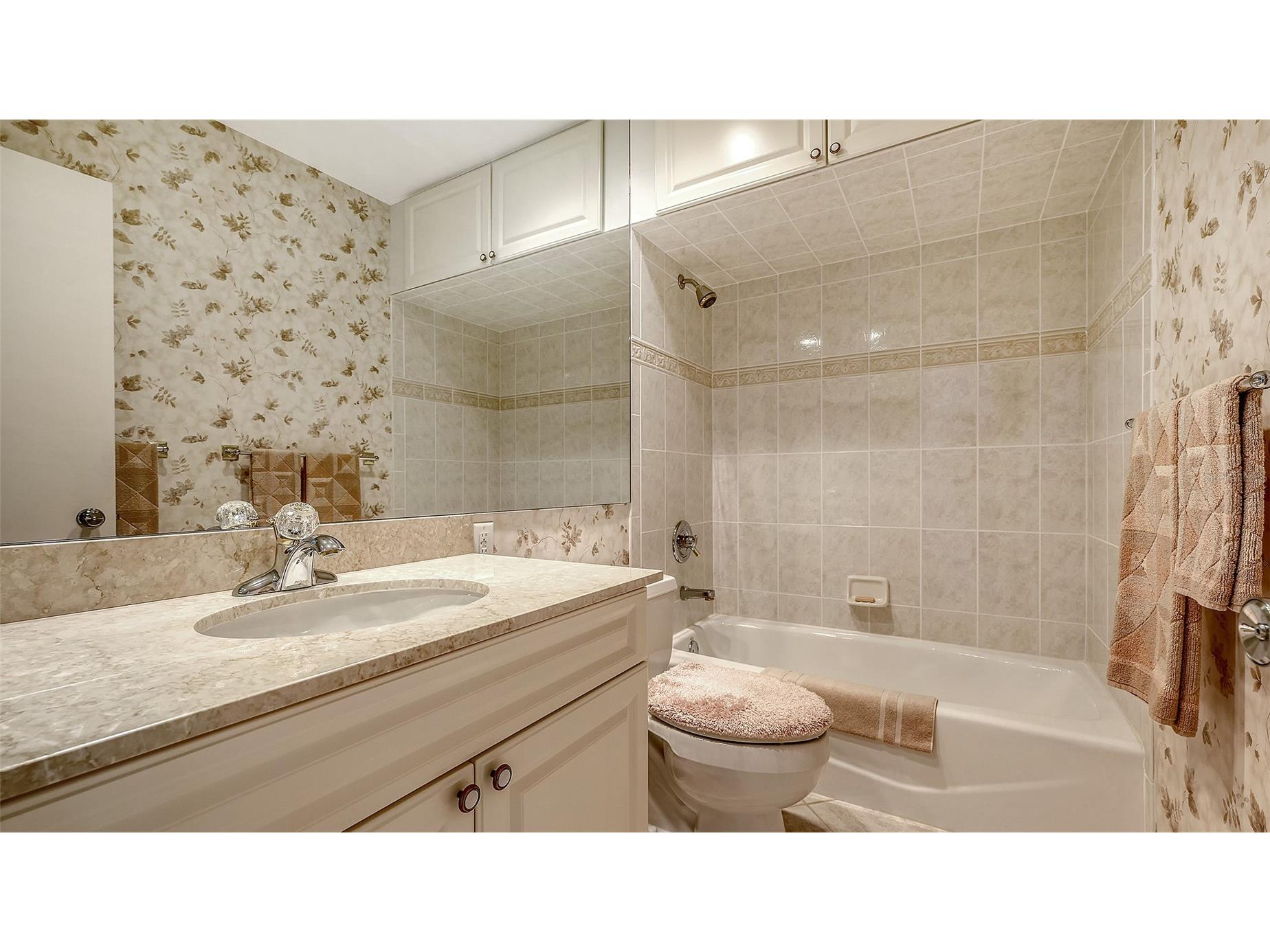 777 John Ringling Boulevard #32 Sarasota FL 34236 A4679487 image30