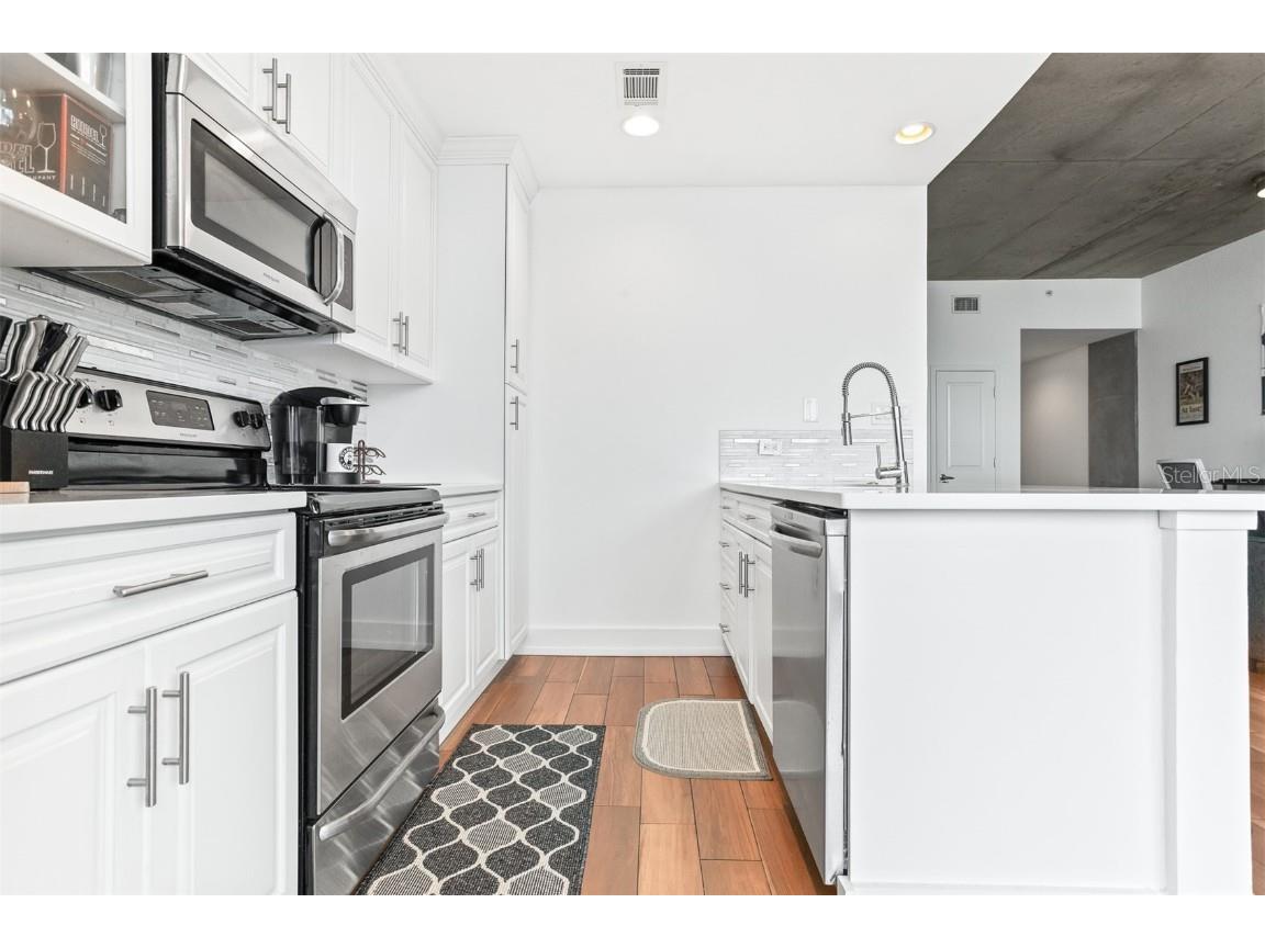 777 N Ashley Drive #1009 Tampa FL 33602 - HILLSBOROUGH RIVER TB8415220 image13