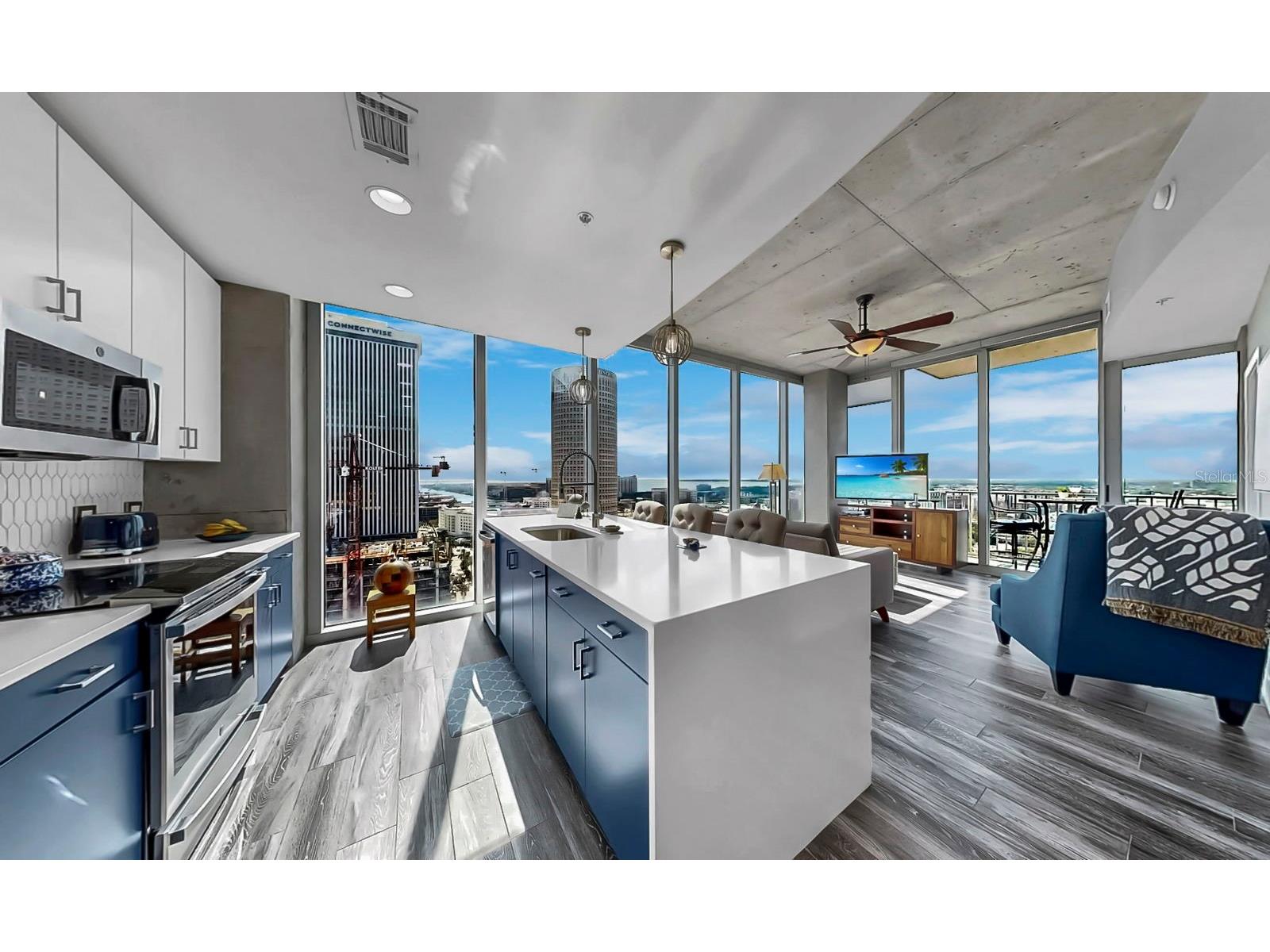 777 N Ashley Drive #1702 Tampa FL 33602 TB8442837 image3