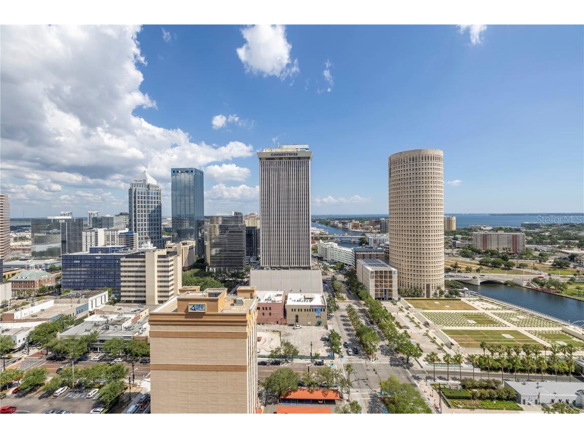 777 N Ashley Drive #2304 Tampa FL 33602 U8243759 image1