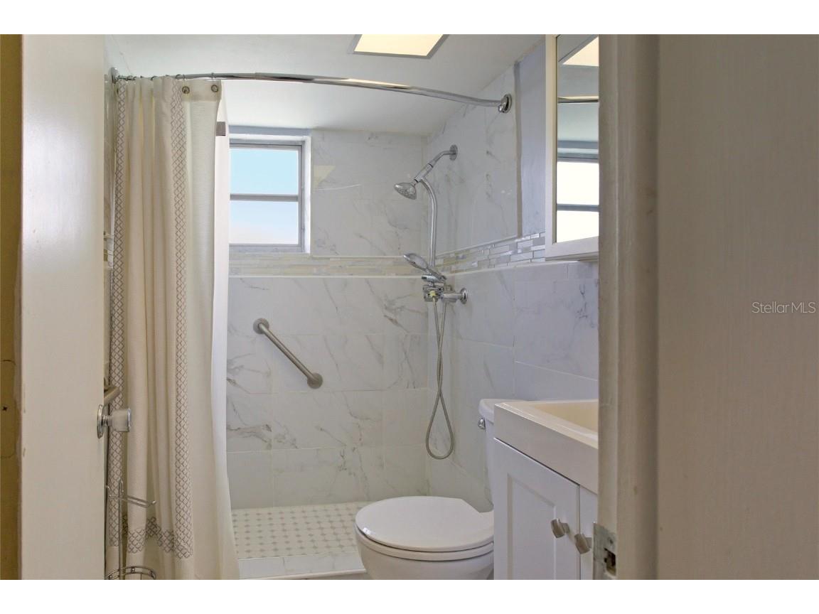 7770 Dr Martin Luther King Jr Street N #201 Saint Petersburg FL 33716 P4937245 image15