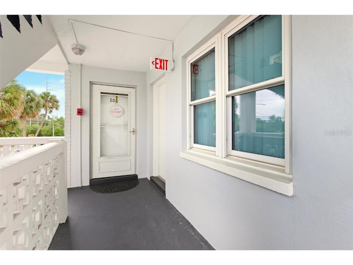 7770 Dr Martin Luther King Jr Street N #201 Saint Petersburg FL 33716 P4937245 image3