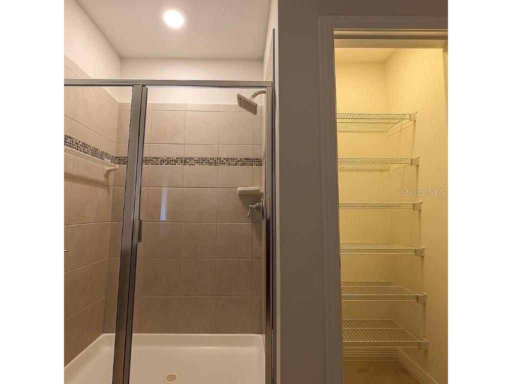 7770 Moonstone Drive #7-104 Sarasota FL 34233 A4662555 image12