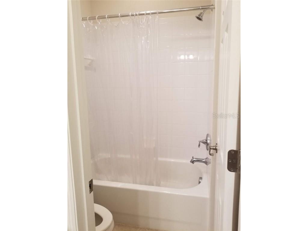 7770 Moonstone Drive #7-104 Sarasota FL 34233 A4662555 image17