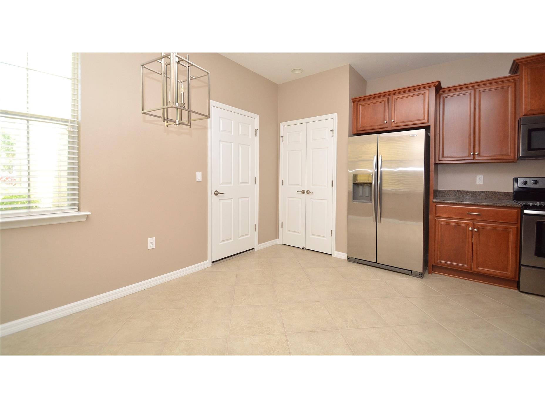 7770 Moonstone Drive #7-104 Sarasota FL 34233 A4688090 image4