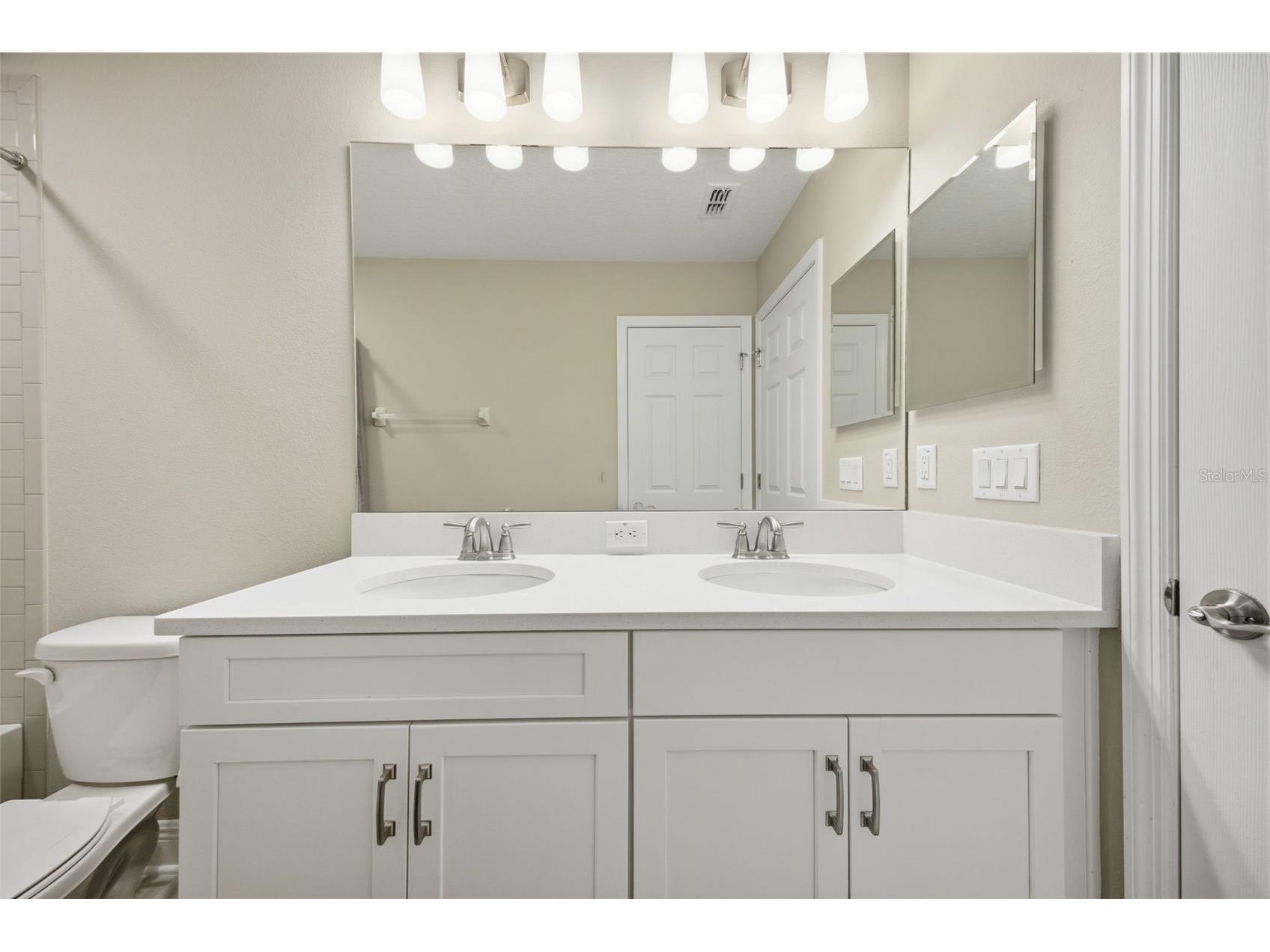 7771 Notched Pine Bend Wesley Chapel FL 33545 TB8485776 image50