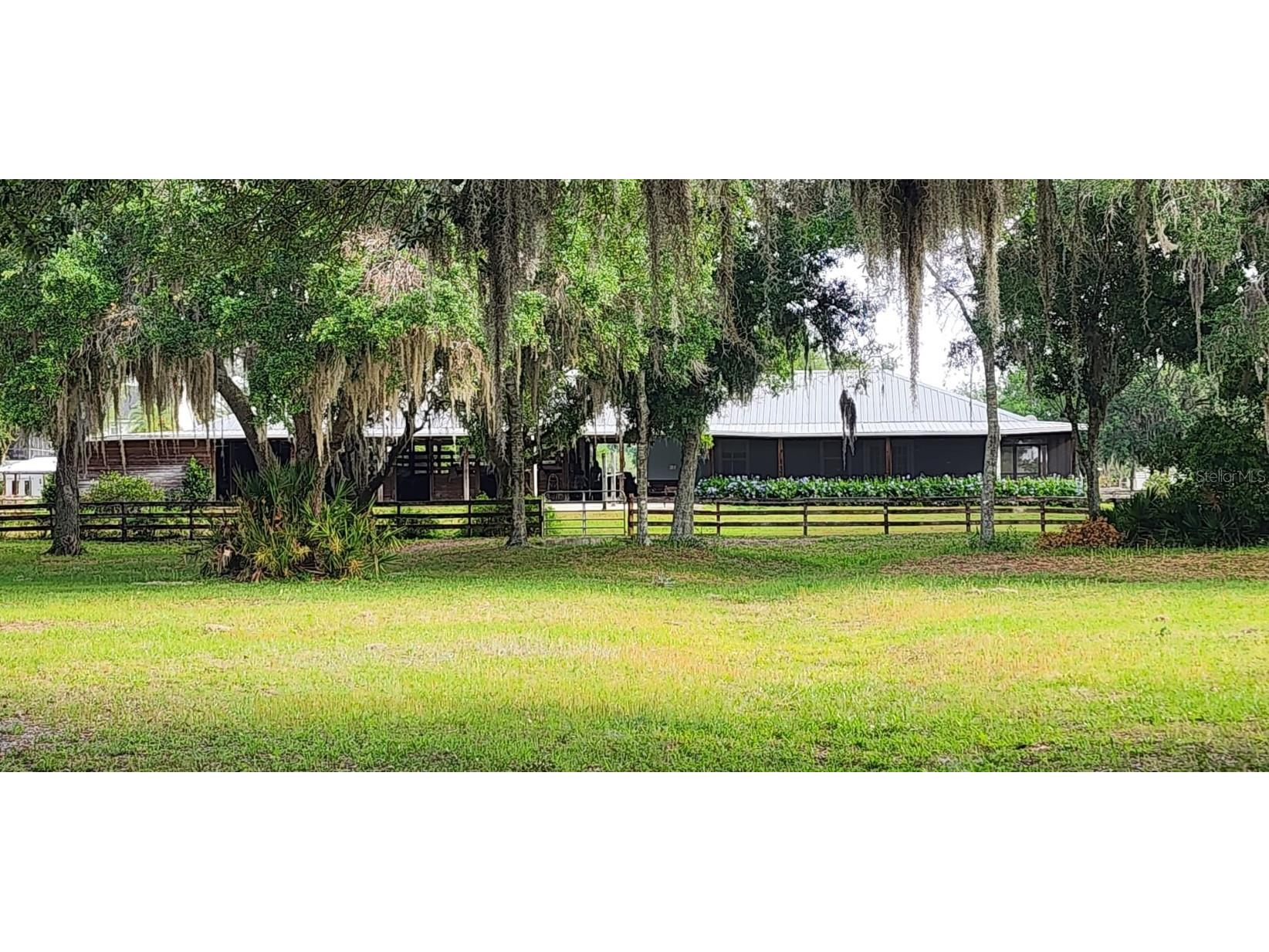 7771 Polo Club Lane Sarasota FL 34240 A4608769 image11