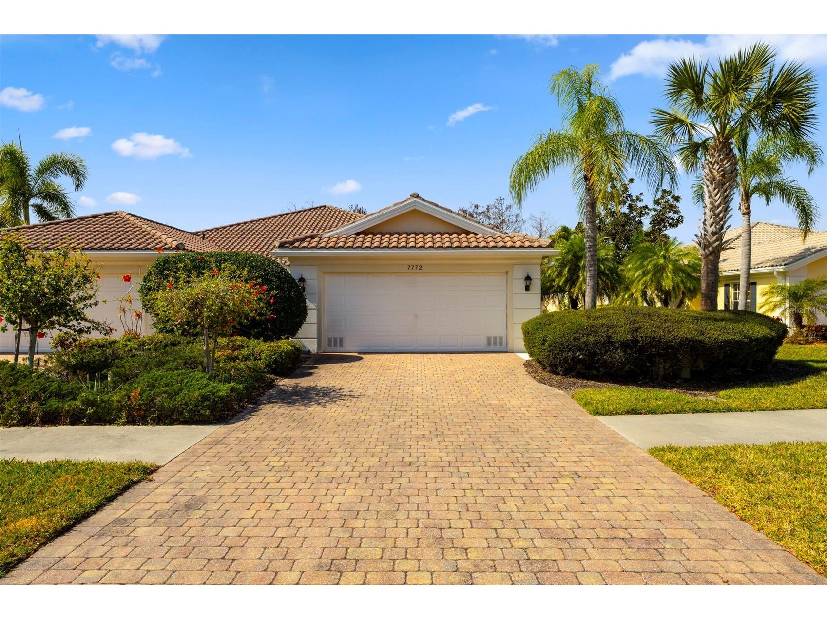 7772 Camminare Drive Sarasota FL 34238 A4682728 image1