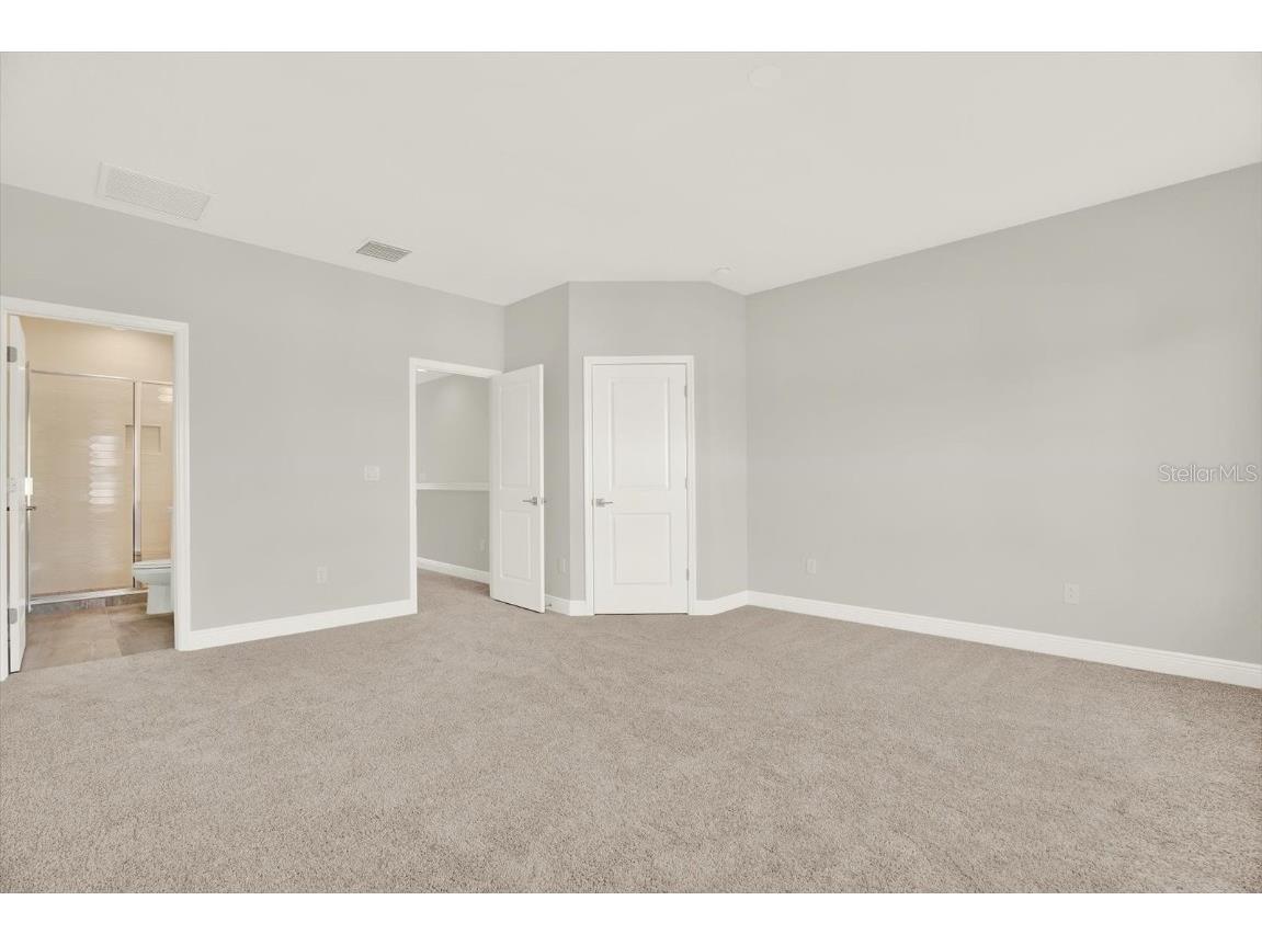 7773 93rd Street N Seminole FL 33777 TB8447681 image14