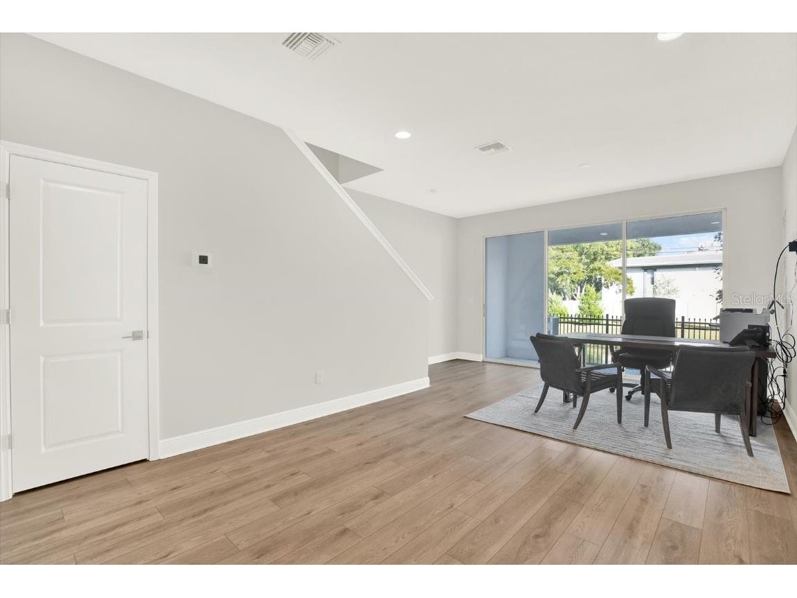 7773 93rd Street N Seminole FL 33777 TB8447681 image3