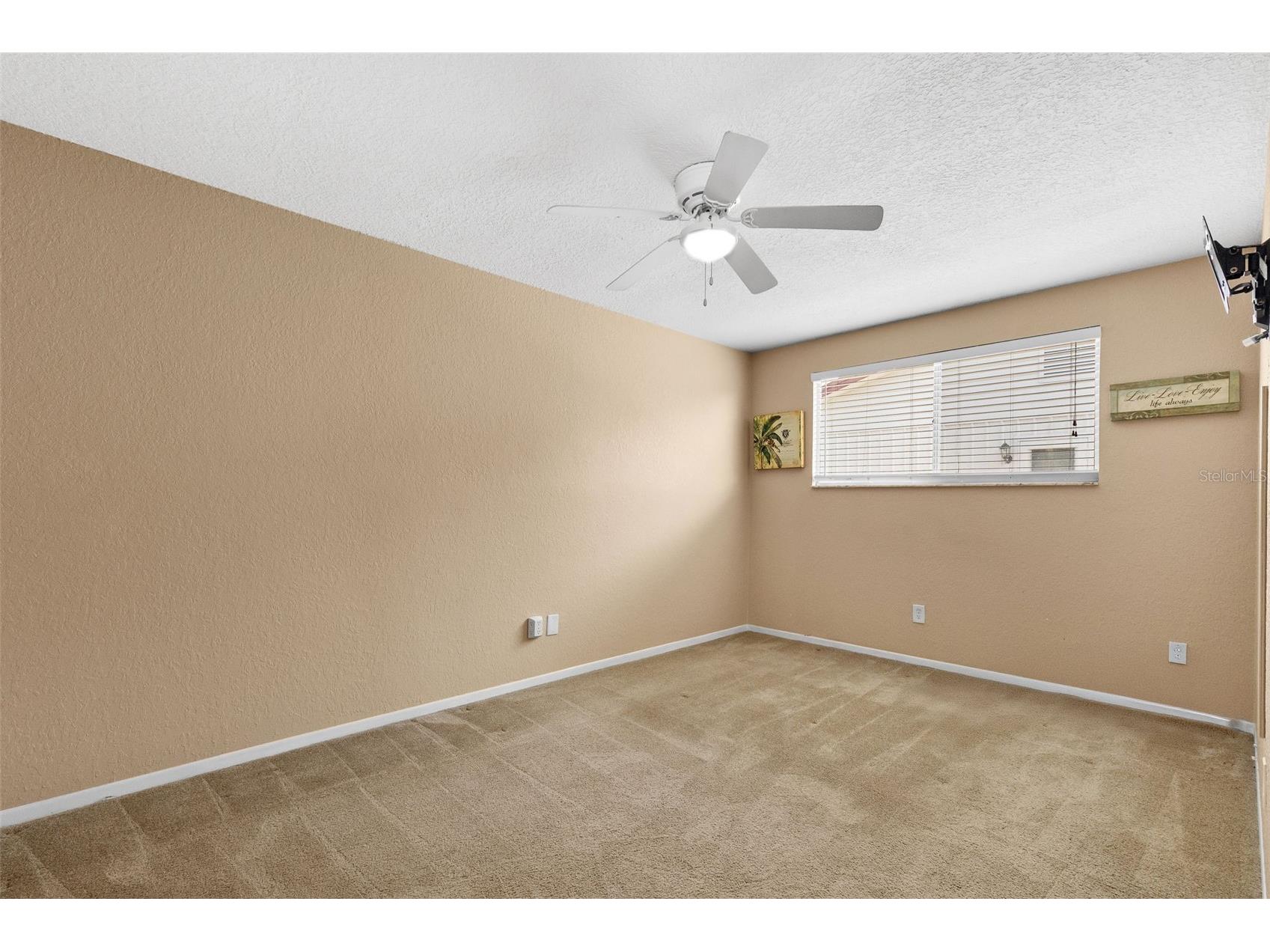 7775 132nd Way Seminole FL 33776 TB8504788 image25