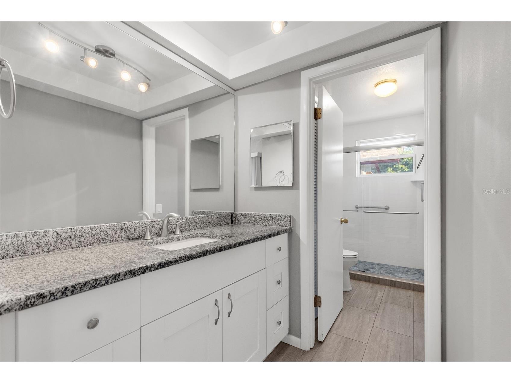 7775 132nd Way Seminole FL 33776 TB8504788 image32