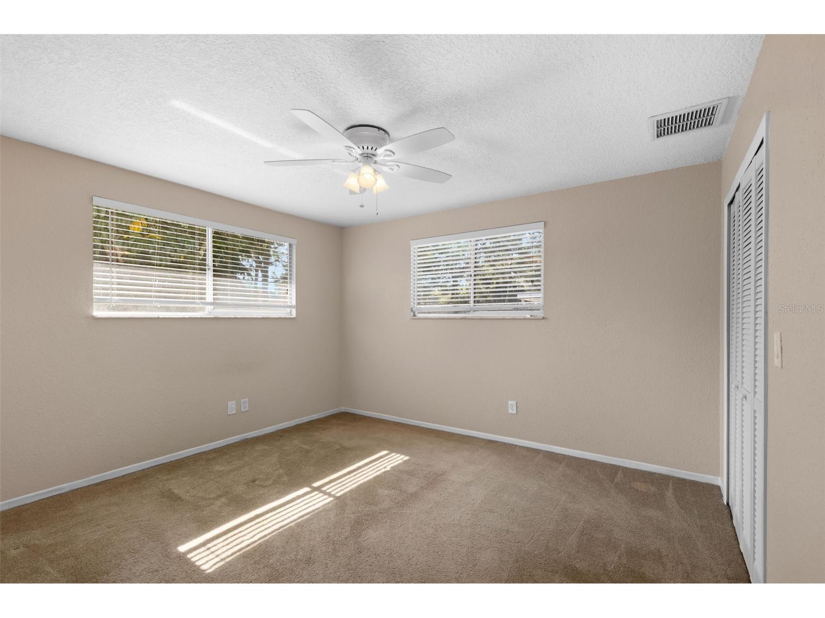 7775 132nd Way Seminole FL 33776 TB8504788 image40