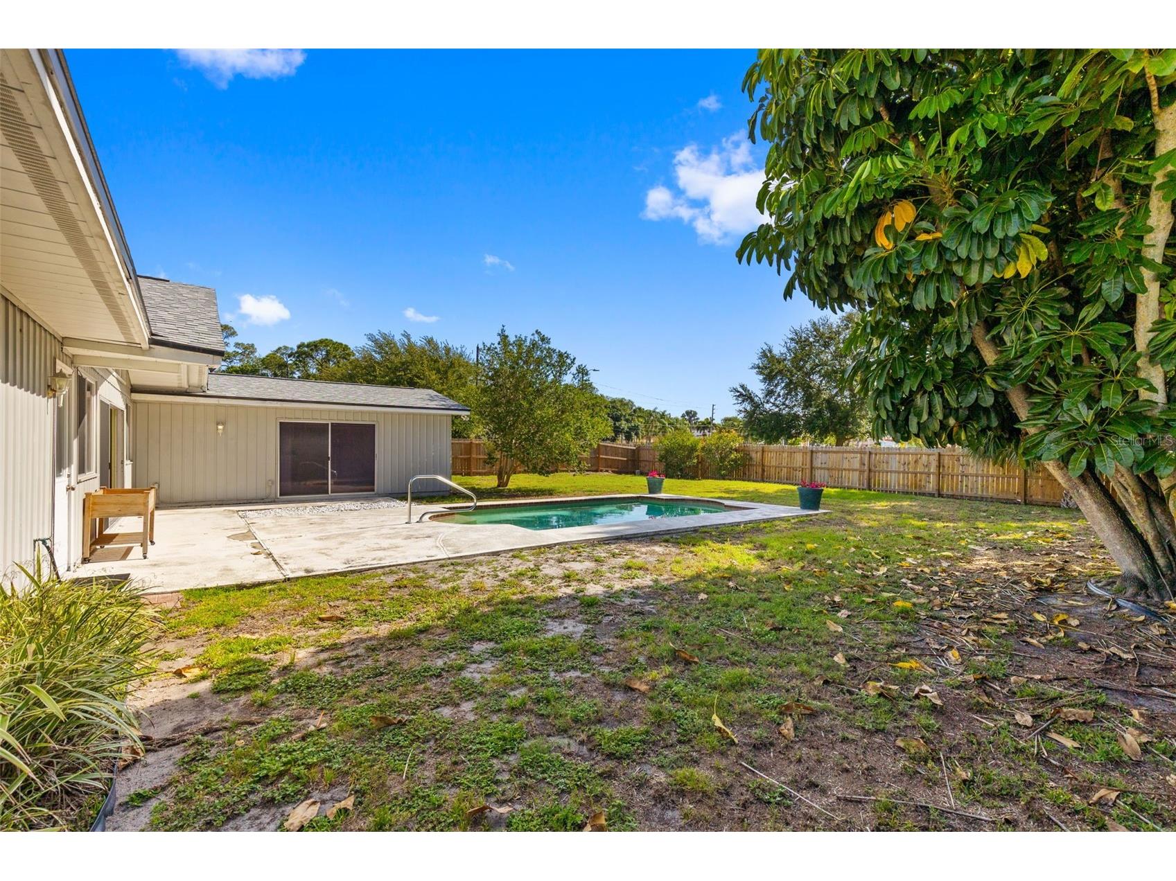 7775 132nd Way Seminole FL 33776 TB8504788 image43