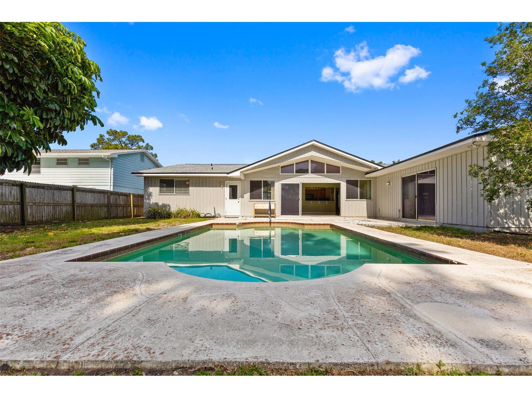 7775 132nd Way Seminole FL 33776 TB8504788 image49