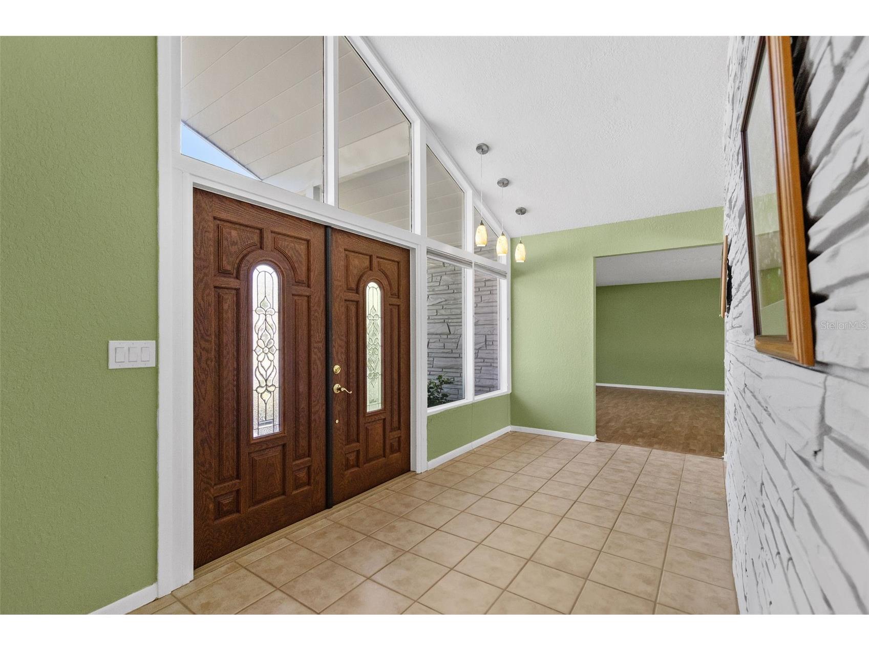 7775 132nd Way Seminole FL 33776 TB8504788 image64