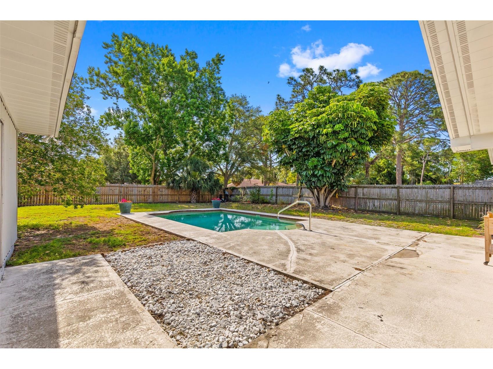 7775 132nd Way Seminole FL 33776 TB8504788 image66