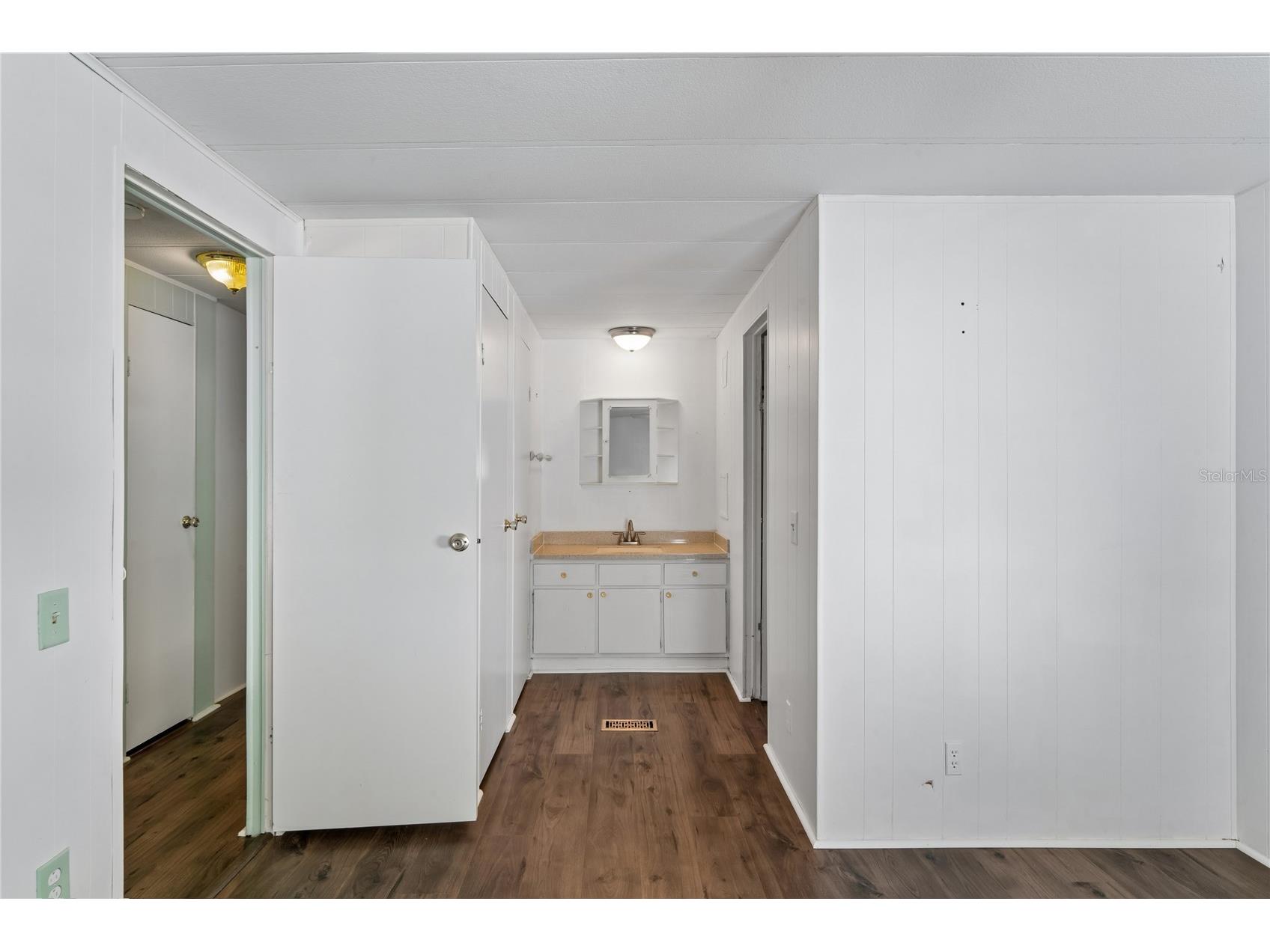 7777 46th Avenue N #84 Saint Petersburg FL 33709 TB8497512 image39