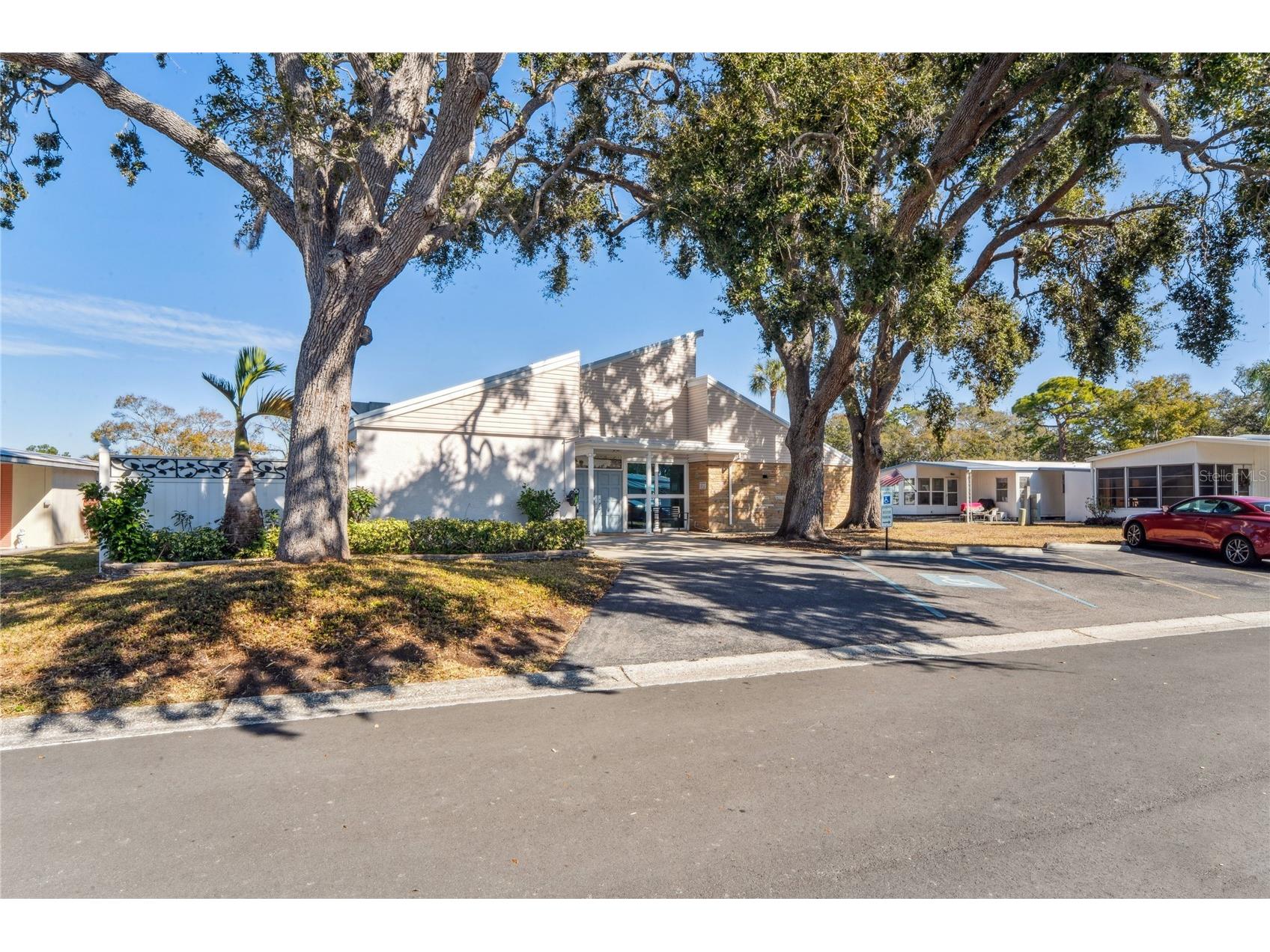7777 46th Avenue N #84 Saint Petersburg FL 33709 TB8497512 image44