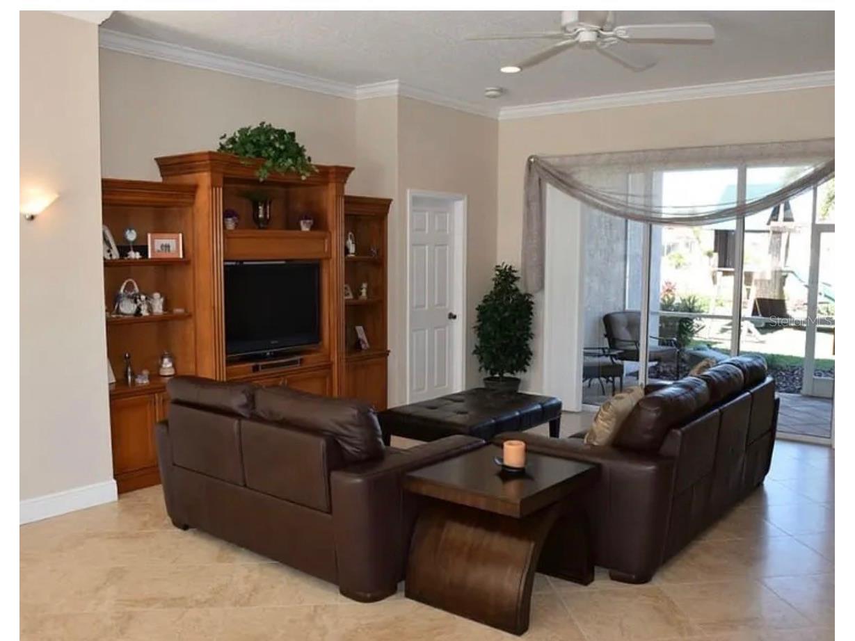 7779 Arolla Pine Boulevard Sarasota FL 34240 A4693909 image3