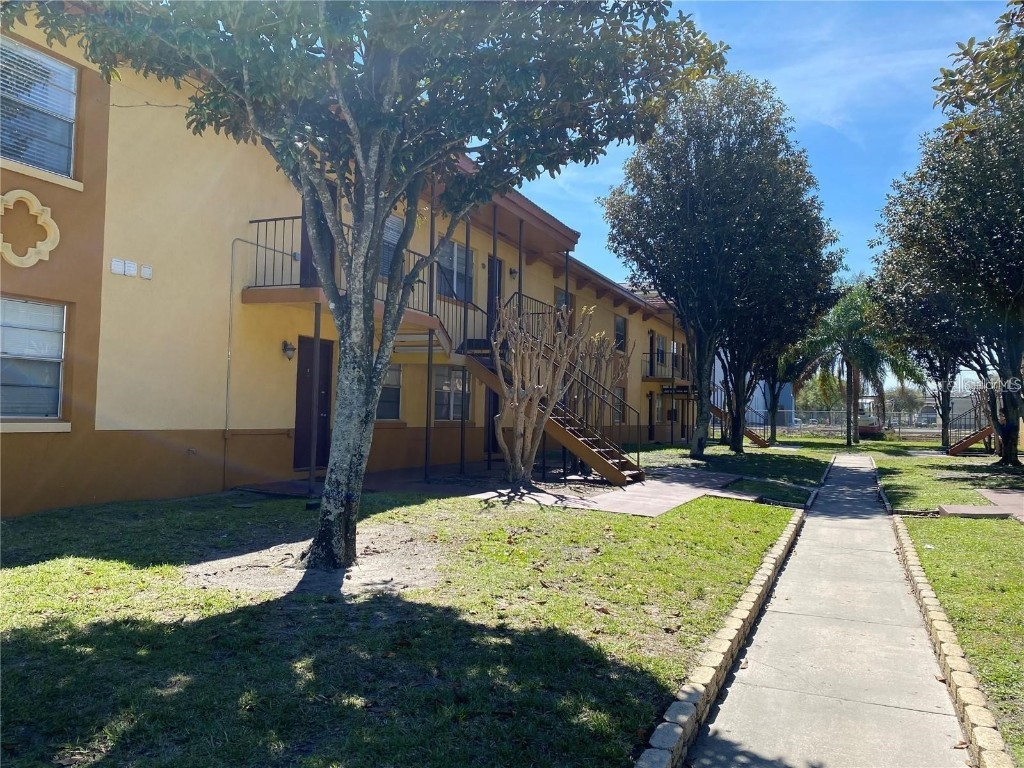 778 Ridenhour Circle #778 Orlando FL 32809 O6334804 image1