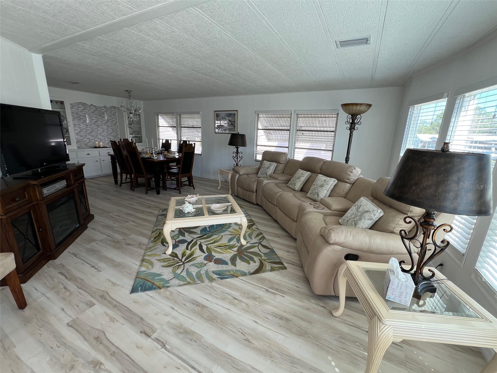 778 Royal Palm Circle Largo FL 33778 TB8363609 image12