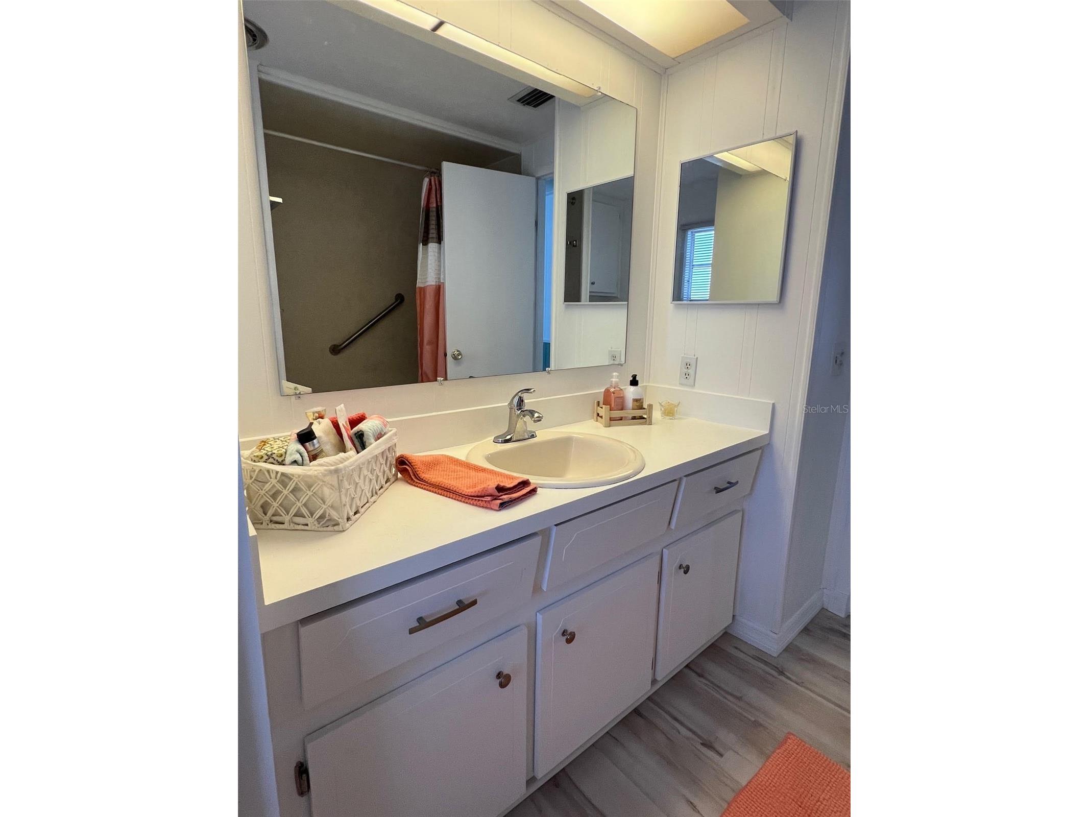 778 Royal Palm Circle Largo FL 33778 TB8363609 image35