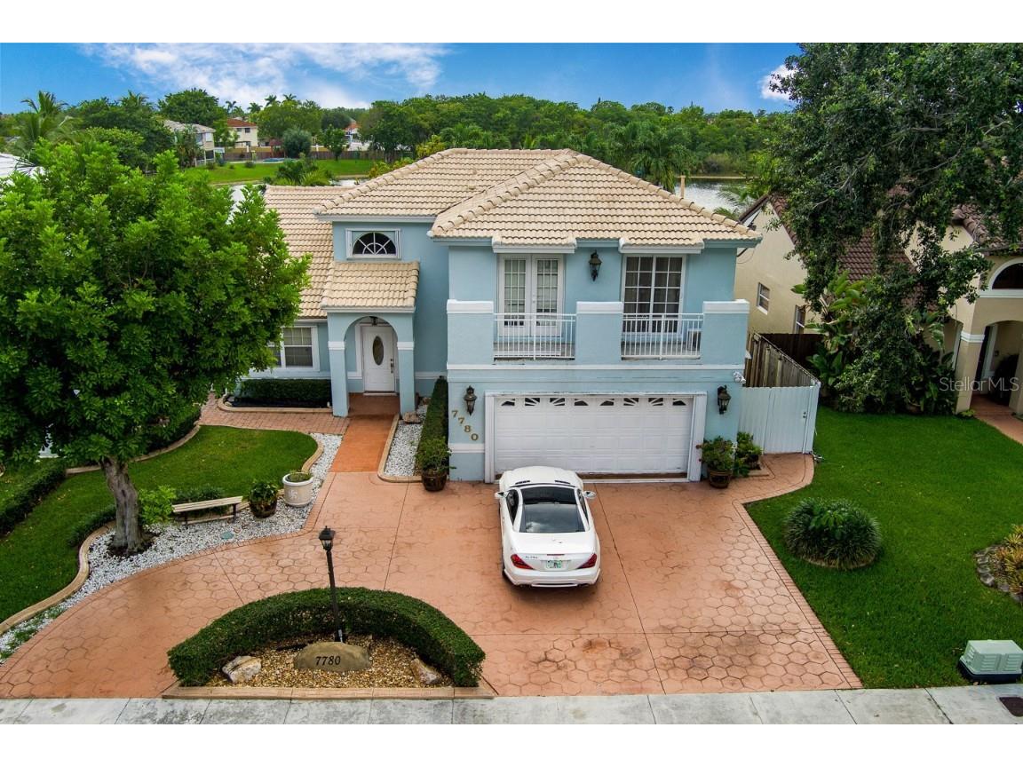 7780 SW 161st Avenue Miami FL 33193 O6141061 image1