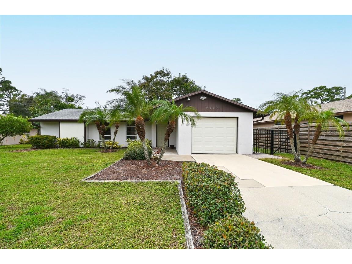 7780 Wright Avenue Sarasota FL 34231 A4597886 image1