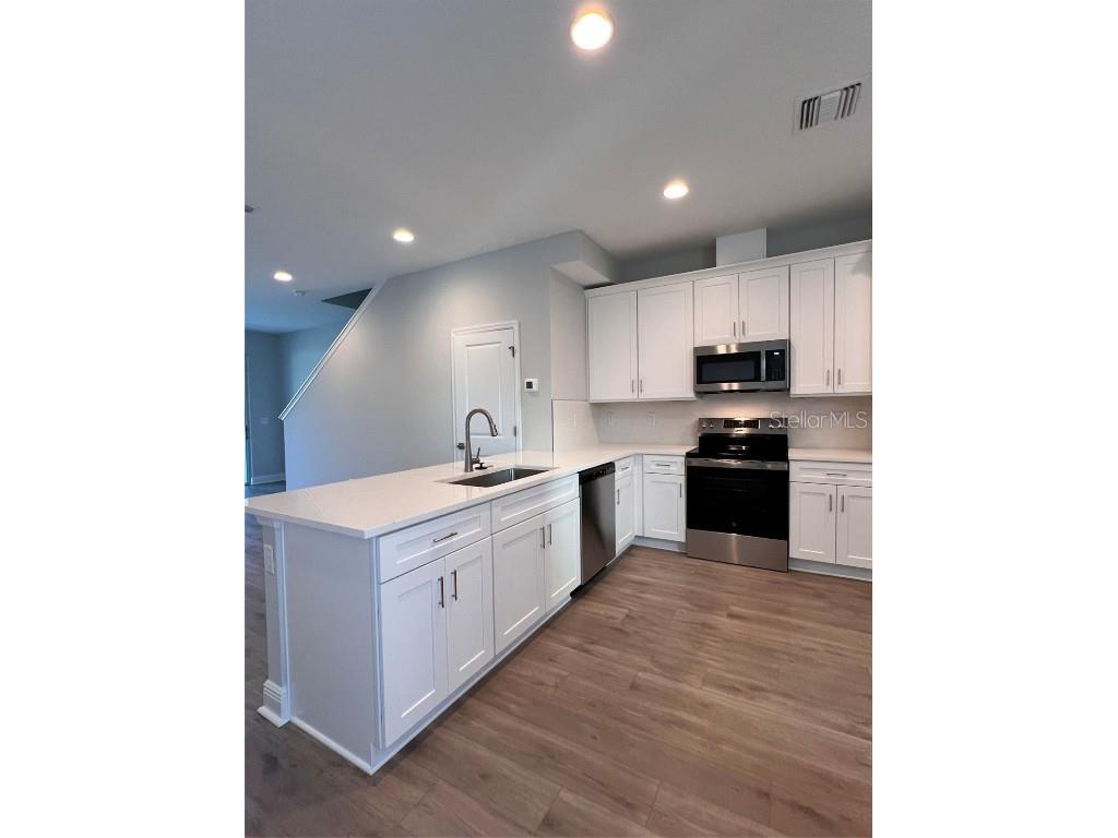 7781 93rd Street N Seminole FL 33777 TB8422922 image7