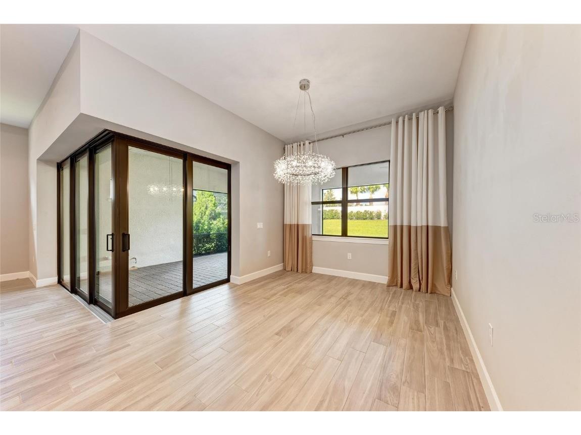 7781 Grande Shores Drive Sarasota FL 34240 A4656852 image16